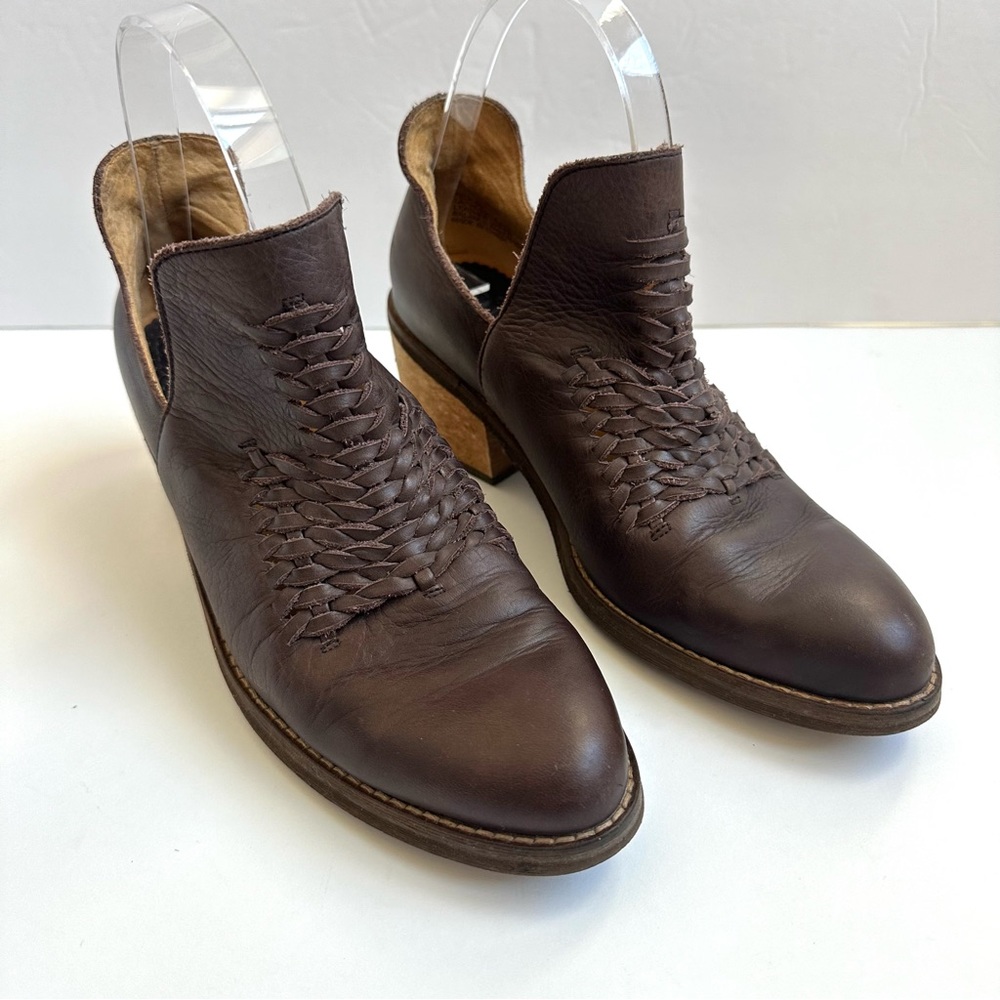 Latigo Kick Leather Woven Bootie in Brown Women’s 6